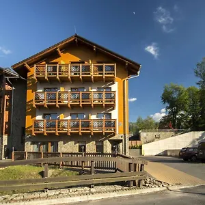 Apartament Rentplanet - Trzy Sosny