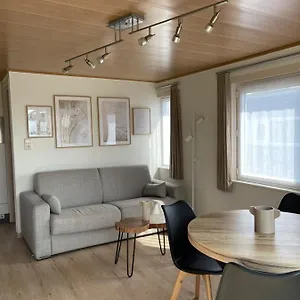 chalet-n32.bruges-hotels.info/